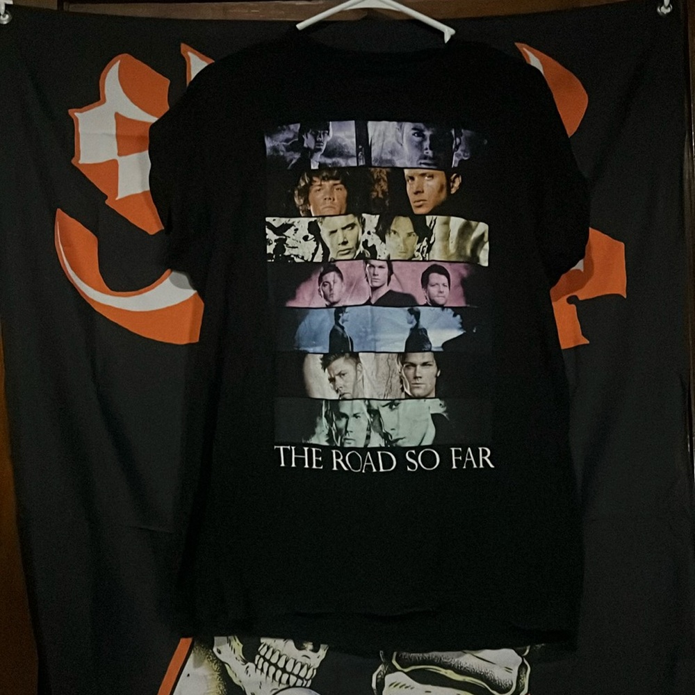 Supernatural Shirt size XL
